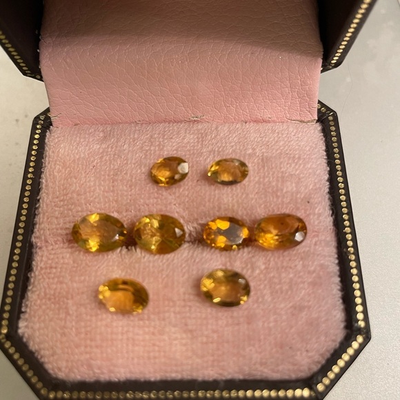 Eight Genuine Citrine Stones - Picture 3 of 7